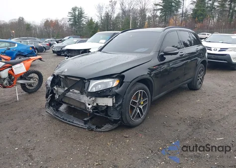 2018 Mercedes-Benz Glc 300 4Matic z USA, uszkodzony, nr VIN WDC0G4KB9JV053327